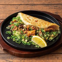 烤牛筋配九条葱