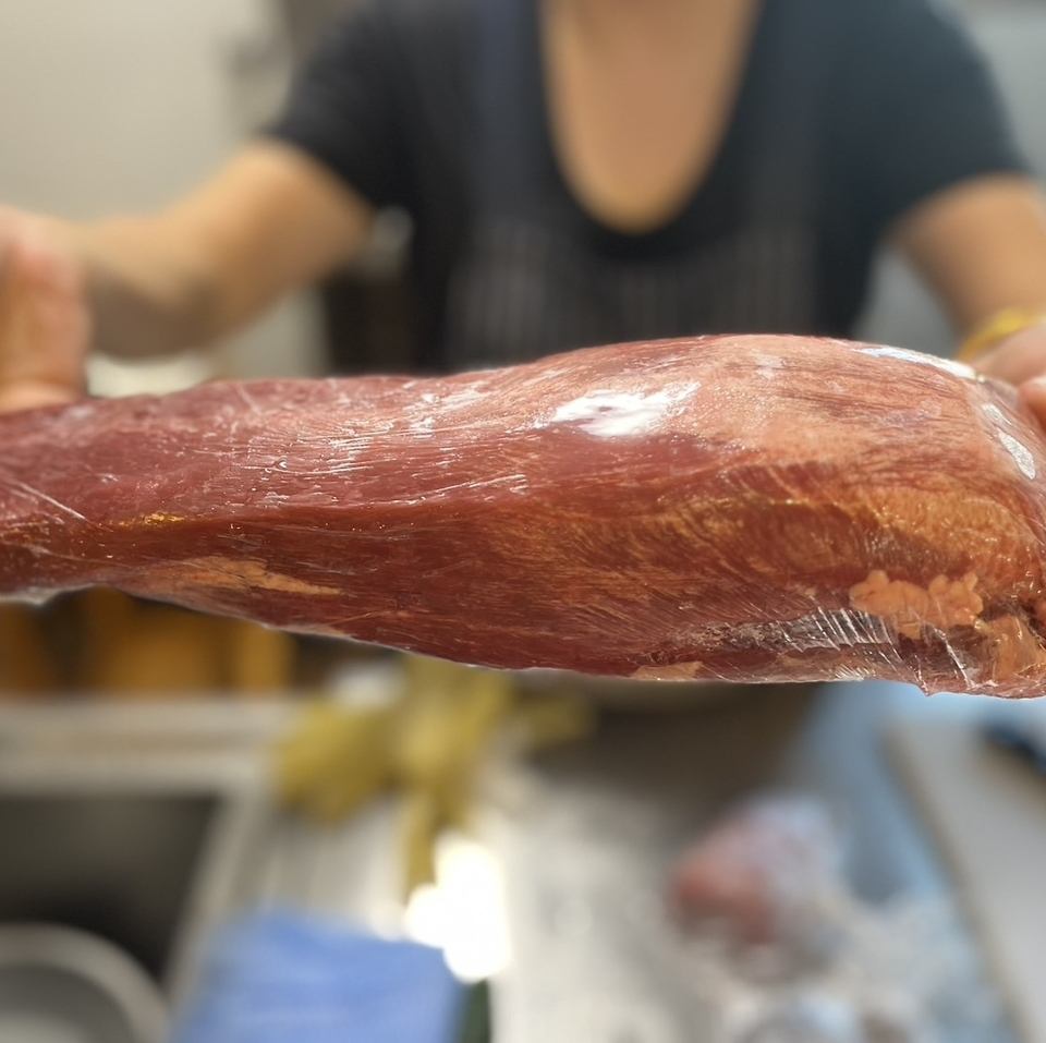 美味しいお肉を店内でご堪能ください！