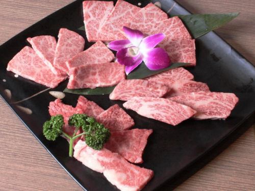 Authentic yakiniku that is particular about purchasing