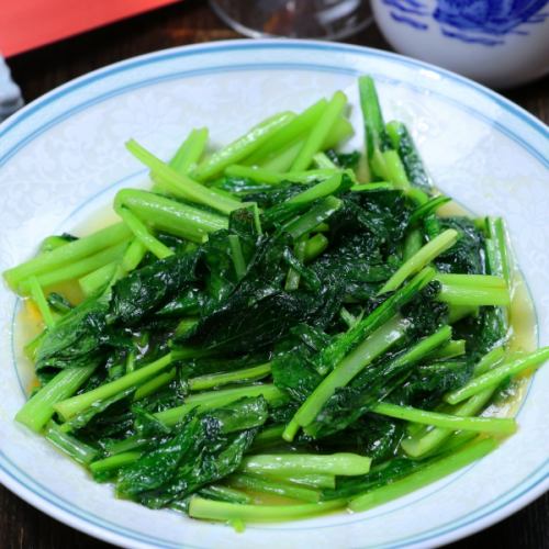 Stir-fried Japanese mustard spinach