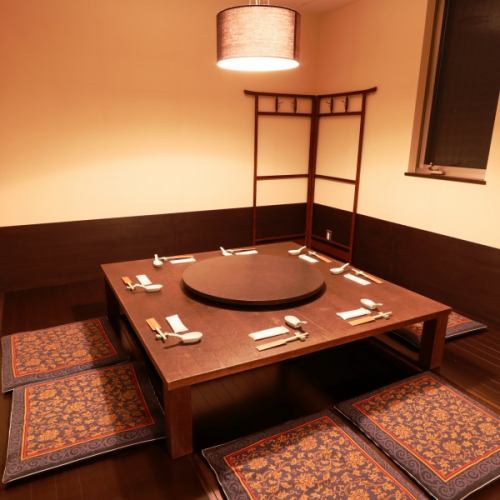 [Semi-private room] Horigotatsu seats 8 people x 2 [Maximum 16 people OK]