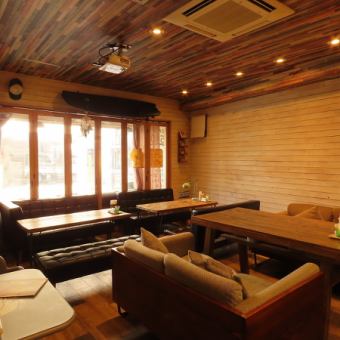 5名様用テーブル席です。