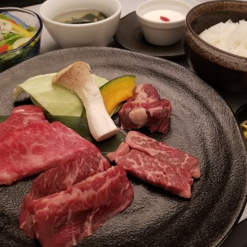 Lunch time only [special yakiniku set] Q's set