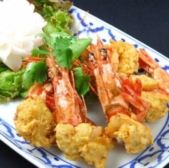 Fried shrimp with garlic heads (4 pieces)