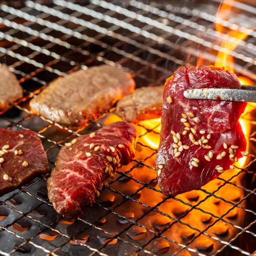 We offer carefully selected exquisite Yakiniku at affordable prices!