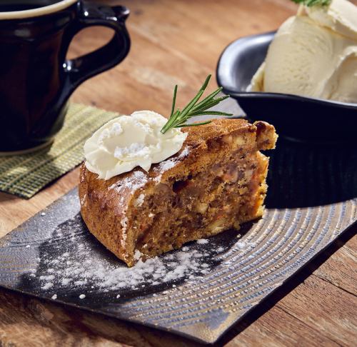 キャロットケーキ　自家製