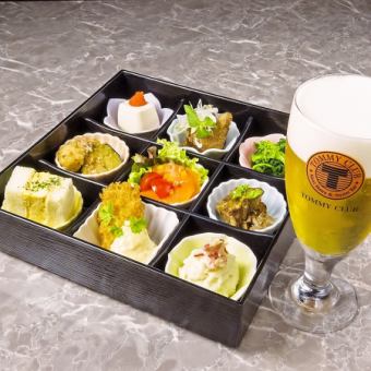 【上野早饮套餐】包含当日9种小吃+1种饮料3000日元！