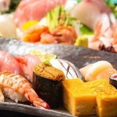 『祝い寿コース』鮨五貫、天然海老の黄金焼き、青のり銀餡茶碗蒸しなど贅を尽くした料理を堪能