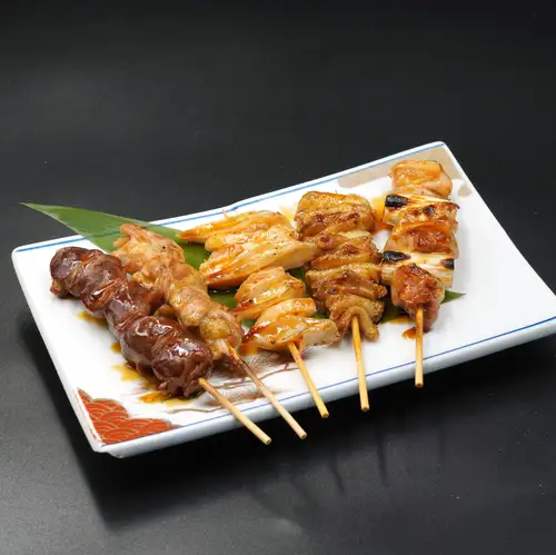【大山どり使用】串焼きおまかせ盛り　5本