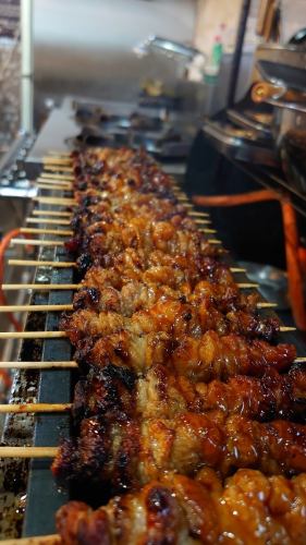 お料理は手を抜かず一個一個仕込んでます