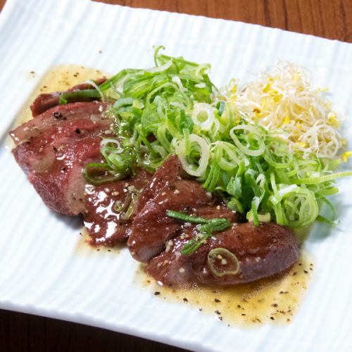 人気☆牛タンも食べ放題♪サイコロステーキなど肉も◎