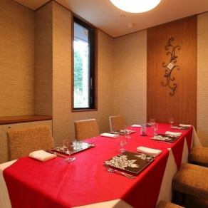 We have a private room for 6 people.Please use it for birthday parties and anniversaries of your family and friends.As a charge, we only charge a private room fee (lunch 3000 yen, dinner 5000 yen).