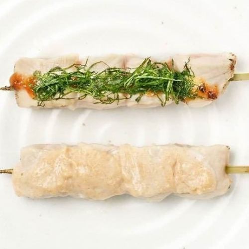 [Chicken fillet skewers] Chicken fillet with wasabi/Chicken fillet with plum and shiso, 1 skewer each