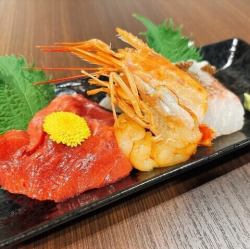 本マグロ入り造り盛り合わせ
