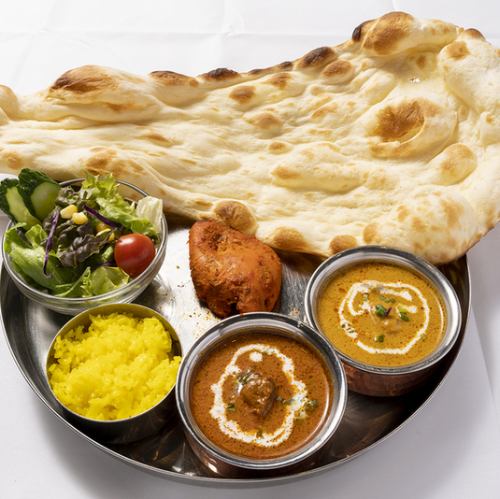 盡情享用各種咖哩和司康。
