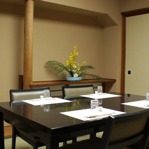 All seats are completely private rooms ☆ Fully equipped with tatami room