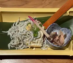 豆腐配银鱼