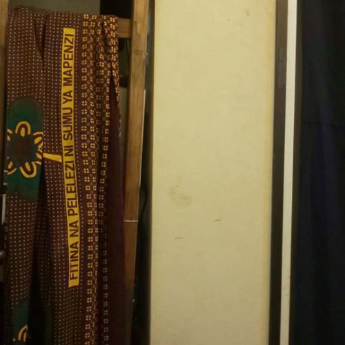 ちょっと奥さん、争いや嫉妬は愛の毒なんですって。

(注 うちアフリカの豆はやってません。いまのところ😅)