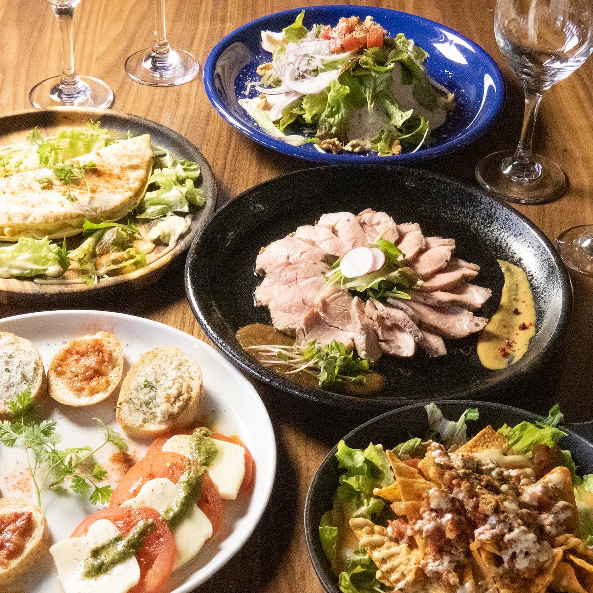 ボリューム満点のコースが5000円で食べられる！