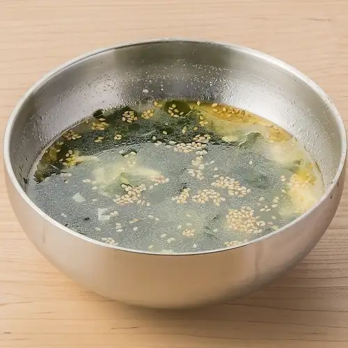 わかめスープ