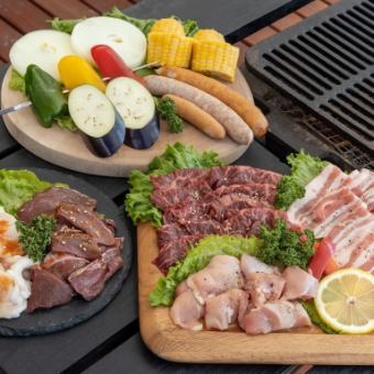 ホルモン付き　肉盛りBBQセット　1人前　3500円(税込)