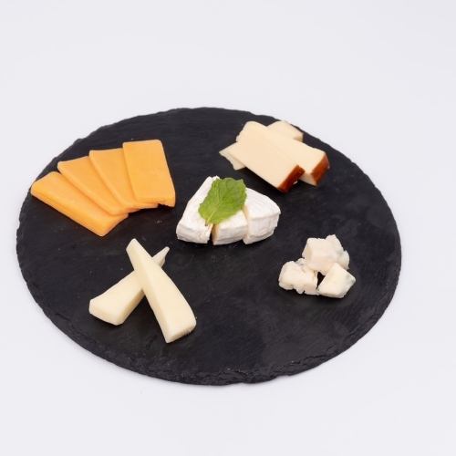 Assorted 　Cheese（チーズ盛合せ）