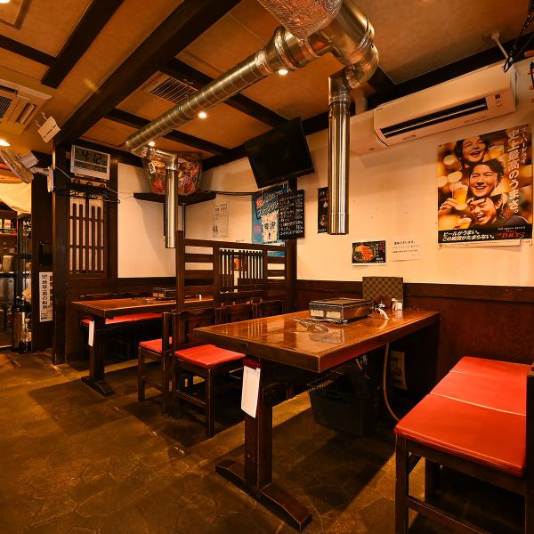 ランチ営業もしている便利な焼肉店。貸切や宴会にも対応可能で、仕事帰りや休日の集まりに◎。気軽に立ち寄れる雰囲気ながら、アットホームな居心地の良さが魅力。