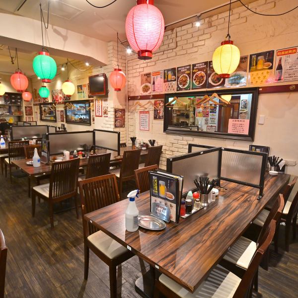 Located in a convenient location, just a 5-minute walk from Roppongi Station, our shop is ideal for large numbers of banquets.We also offer course meals, so please feel free to contact us.