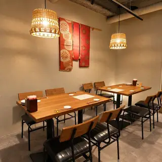 It's also convenient for meals and parties with friends.