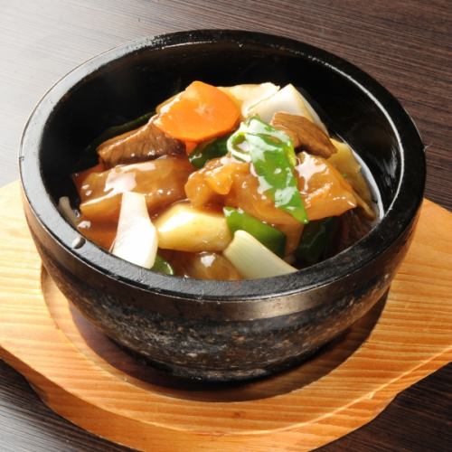 Beef tendon and vegetables