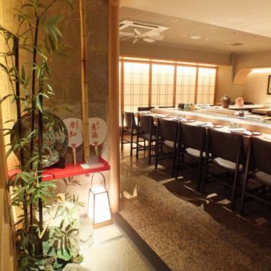 【Private place will be accepted】 Although it is only at the counter, you can relax relaxingly in the spacious shop of 17 seats.The inside of a clean store with a sense of cleanliness is also recommended for entertainment.Charges are available from 16 people so please do not hesitate to consult us.