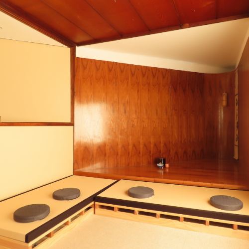 明るい店内でリラックス