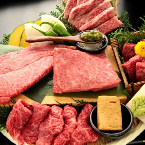 Enjoy yakiniku with carefully selected wagyu beef! <Takumimori> 7,678 JPY (incl. tax) *For 4 to 5 people