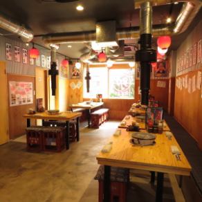 当店では20名様から最大32名様までの貸切りを承ります。お客様のご要望には可能な限りお応えしたいと思っています。人数・ご予算などお気軽にご相談ください。