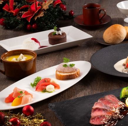 【12/23~12/25의 기간 한정】크리스마스 런치 코스 ☆샐러드 바&선택할 수 있는 음료 첨부