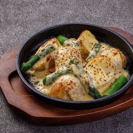 アスパラと新じゃがのマヨ焼き