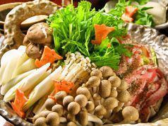 三元猪肉和香草[*罗勒等]放在Ihuu陶瓷锅香草锅中(^^)/不含香菜！