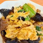 Stir-fried pork, egg, wood ears and vegetables