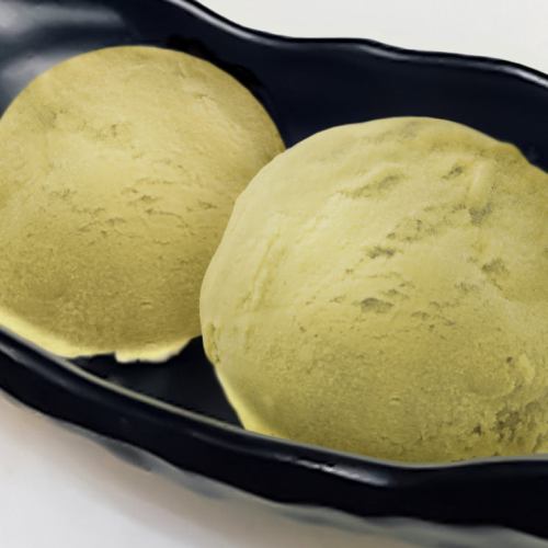 Pistachio ice cream