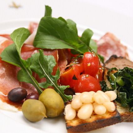 Today's Trial Lunch Course 4,400 yen (tax included)