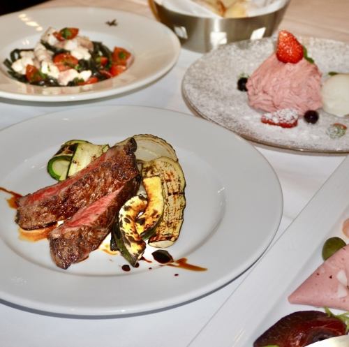 豪快かつ繊細な火入れで素材の旨味を最大限に引き出す！トスカーナの真髄を感じる絶品「炭火焼き」肉料理