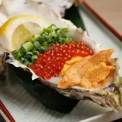 うにといくらの痛風牡蠣