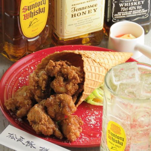 Recommended by the manager! A perfect dish for girls-only gatherings and small groups ♪ Waffle corn fried chicken 748 yen (tax included)