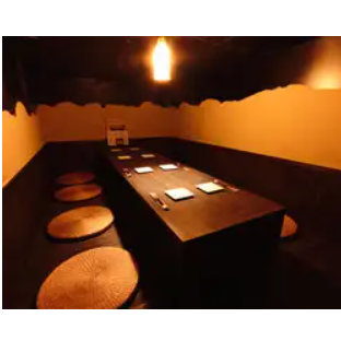 ～4名、～10名でくつろげる個室のご用意ございます！