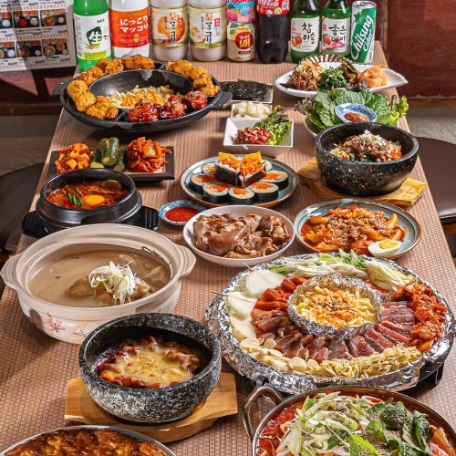 【标准韩国料理◇】Sundubu Jjigae 968日元（含税），奶酪鸡排946日元（含税）