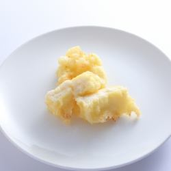 なにこれ！珍しい～♪牛乳天ぷらは女性やお子様に大人気♪