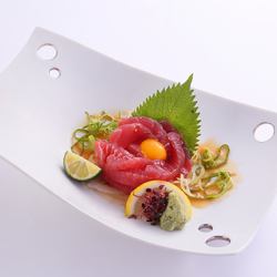 まぐろユッケ