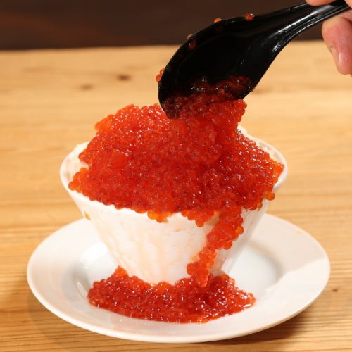 【目の前でいくらをおかけします！】こぼれいくらびっくら丼は、ワッショイ！盛り上がる事間違いなし！