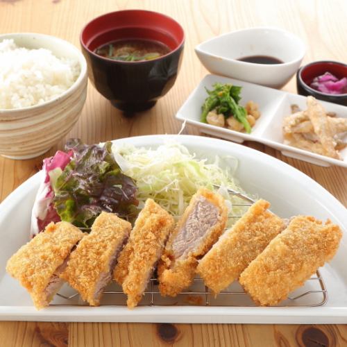マグロカツ定食