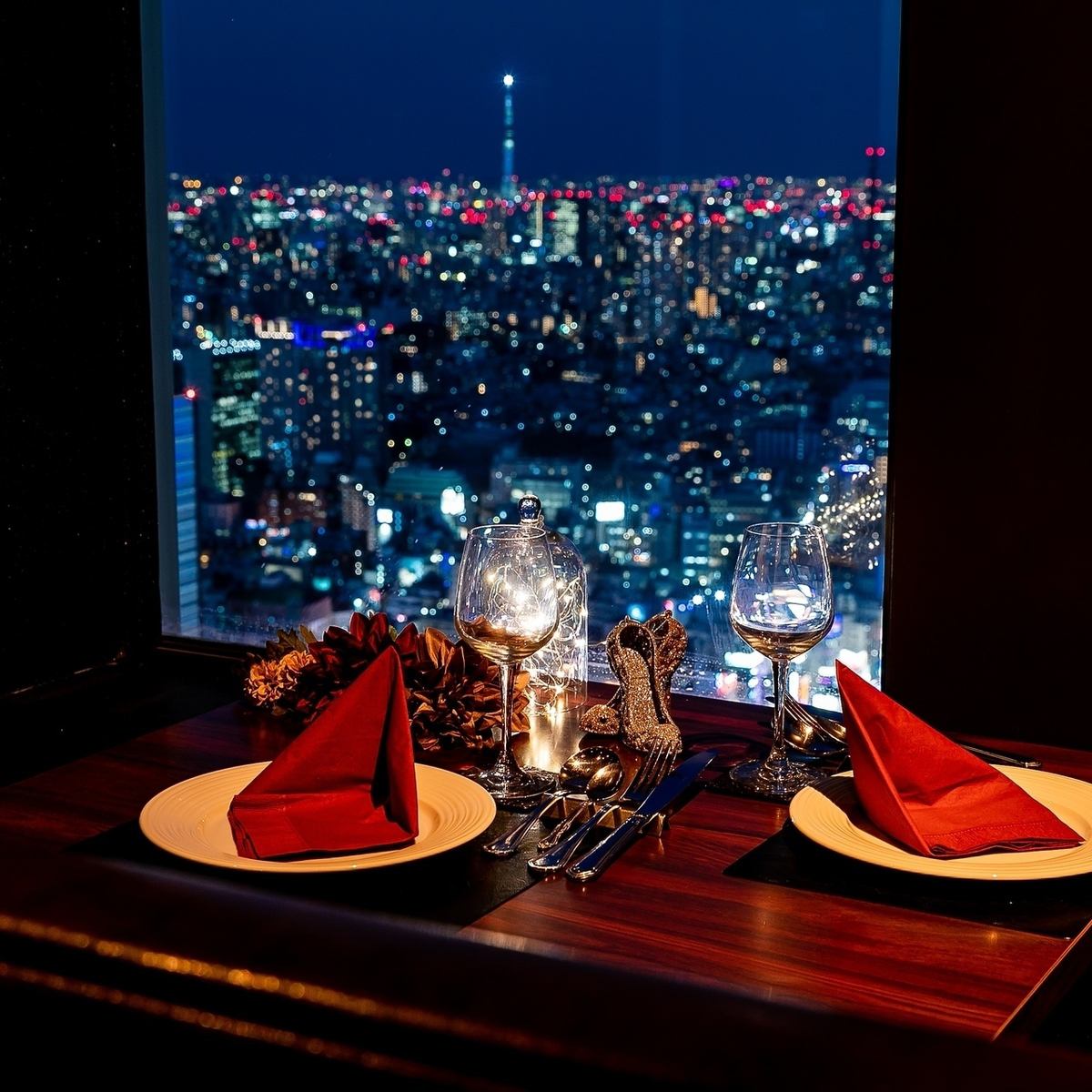 You can enjoy your meal while looking at the night view ☆ Perfect for birthdays and anniversaries ◎